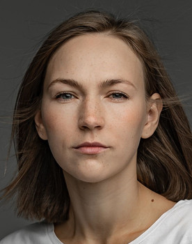 Наталья Корольская as Катя