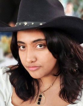 Angélica Concepción as Angie