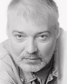 Vladislav Lobanov as Камердинер