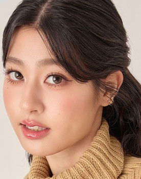 Pathitta Pornchumroenrut as Puifai