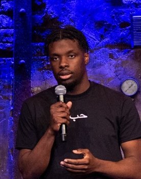 El Hadj Kamera as Figurant