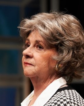 Susanne Heinrich as Janne