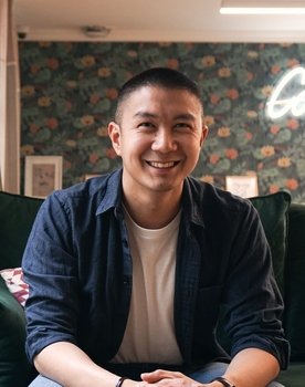 Daniel Tran as Himself : Honorary President of the AJCF (Association des Jeunes Chinois de France)