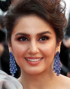 Huma Qureshi as Salma Rizvi