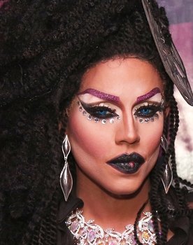 Yara Sofia as Self - Guest