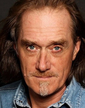 Norbert Sluzalek as Monette