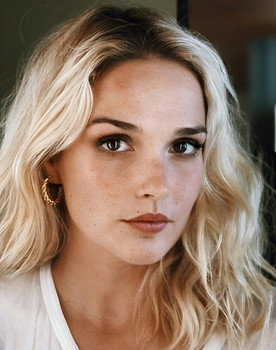 Camille Lou as Lou