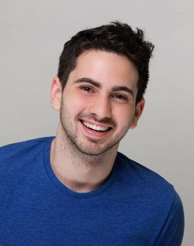 Axel Mansilla as Ricardo