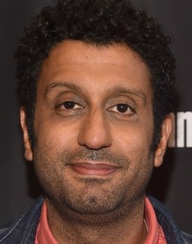 Adeel Akhtar Photo