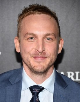 Robin Lord Taylor as Noah