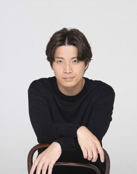 Murai Naruhito as Roberto