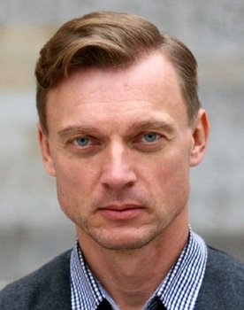Peter I: The Last Tsar and the First Emperor