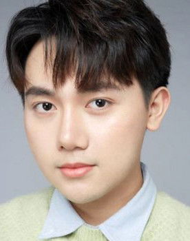 Connext Phumiphat Phatthanachotuang as Nut