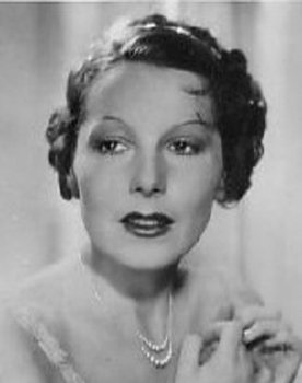 Ellen Frank as Gertrud Gerhart