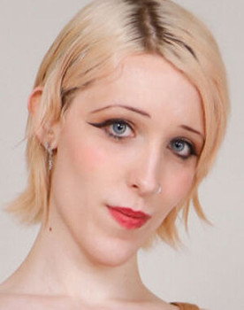 Amber Analeise
