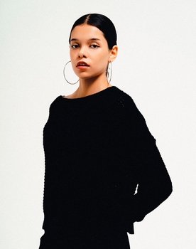 Farah Martez as Andrea