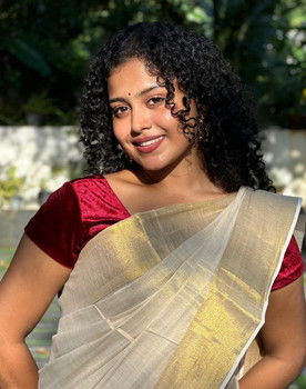 Carmen S Mathew as Jincy