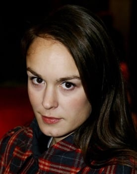 Rebecka Hemse as Hjemme hjælper