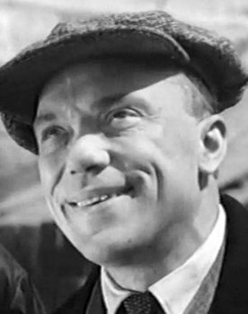 Vyacheslav Novikov as 'Antonych', Anton Ustinov