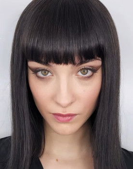 Lera Abova as Irina / Kira Wolkowa