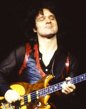 Joe Bouchard as Bass