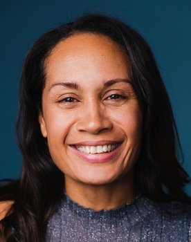 Shakira Forstpointner as Mama