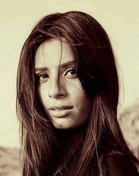 Gaelyn Mendonca as Chitra Singh