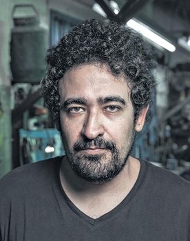 Rodolfo Palacios as Periodista