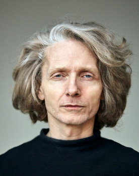 Miloš Kusenda as Krivý