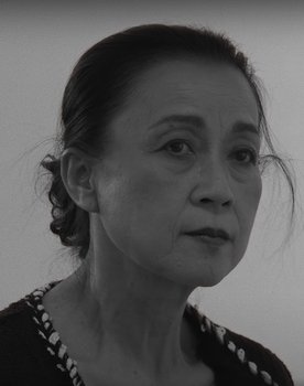 Thanawan Chidthonglang as Audience 2 / Gaffer / Mother's hand