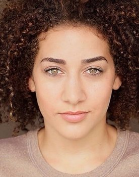 Marielle Scott as Actor Trina