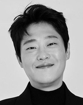 Im Sung-jae as Young Baek Ju-sang