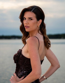 Anica Lazić as Sestra Sara