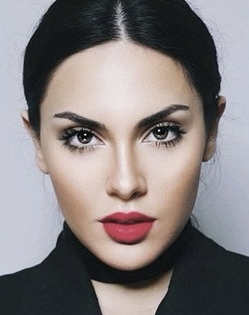 Aisel as Kamranın sevgilisi