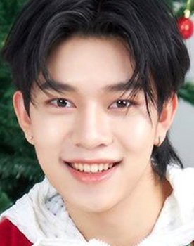 Tor Atagorn Sonyot as Nail / Blue