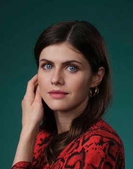 Alexandra Daddario Photo