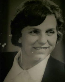 Melpomeni Çobani as