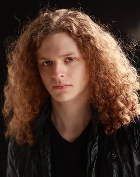 Walker Rott as Ronny