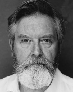 James Fleet as Simon Lidell