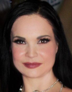 Ana Patricia Rojo as Carmen Romero