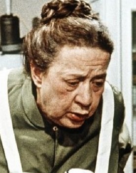 Vera Complojer as Eine Bäuerin