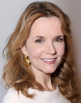 Lea Thompson