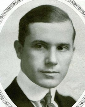 Eddie Lyons as Himself