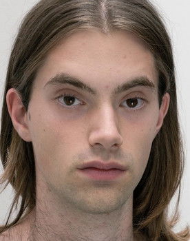 Ilaï Hadad-Lange as Isaiah