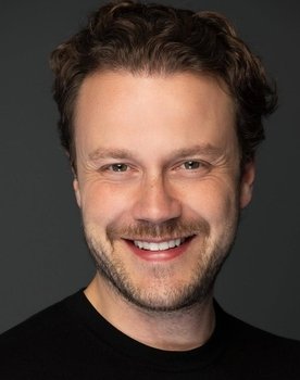 Volkan Akçaalan as Kerem