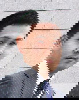 Katsunari Takayama as Self