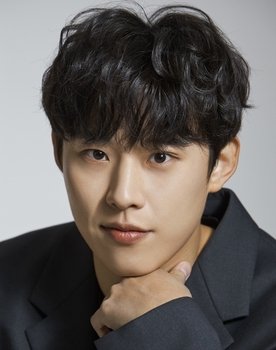 Kim Sung-cheol as Sung Joon-woo