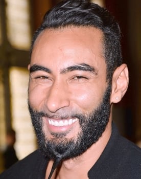 Laouni Mouhid as Self