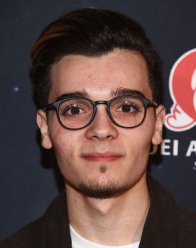 Cameron Ocasio as Curtis