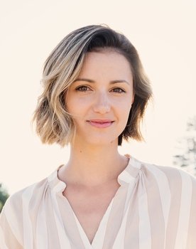 Valentina Karoleva as Vesela